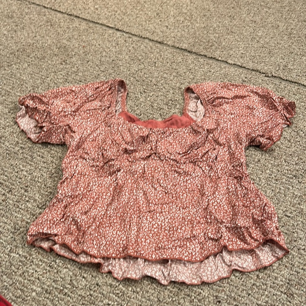 Pink t-shirt